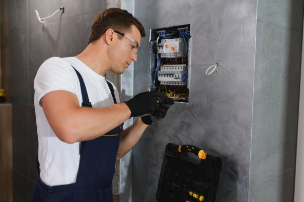Best Licensed Electrician  in Triangle, VA